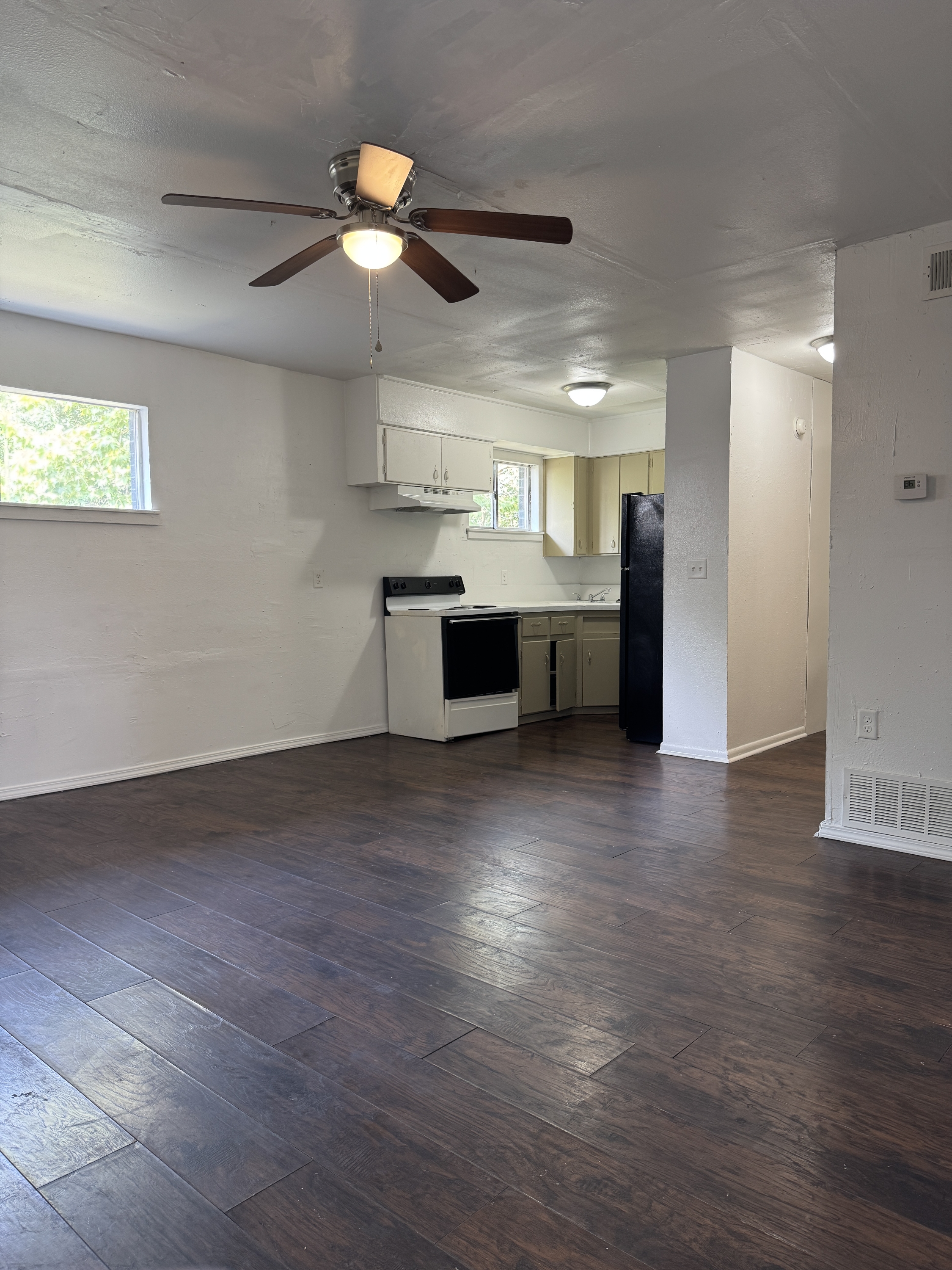 414  E Dunn Ave Killeen, TX 76541